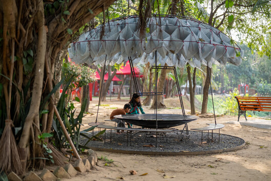 Unbearable Lightness of Being Installation / Saiqa Iqbal Meghna and Suvro Sovon Chowdhury - Exterior Photography