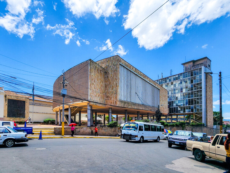 The Illusion of Lightness: Designing Civic Voids for Public Life - Image 12 of 16