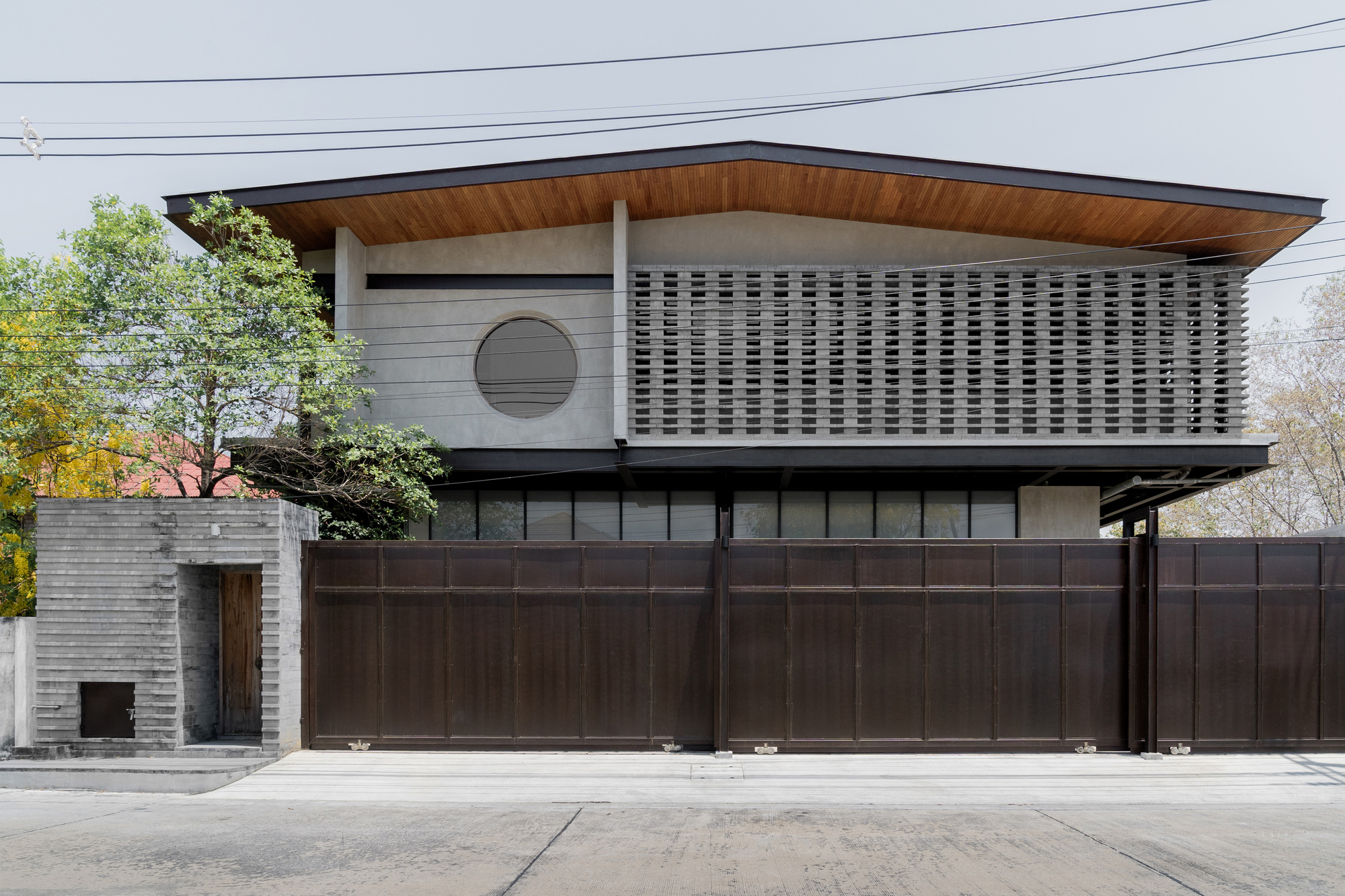 H168 House / Only Human | ArchDaily