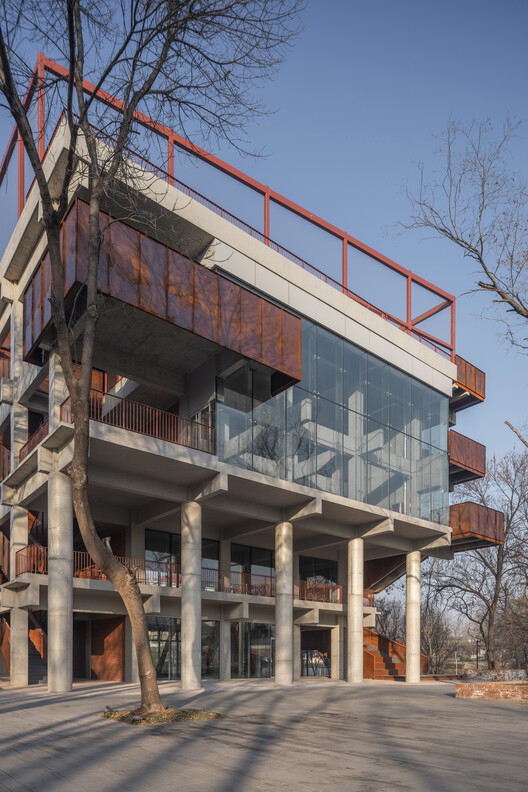 Jinyi Landmark / CM Design Jinyi Landmark / CM Design - Exterior Photography, Balcony