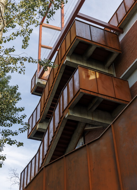 Jinyi Landmark / CM Design Jinyi Landmark / CM Design - Image 7 of 53