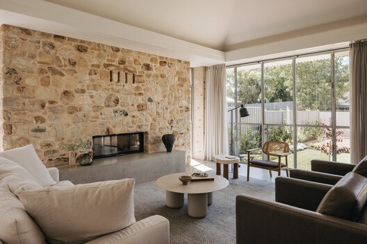 House in the City / James Allen Architect - Image 2 of 28