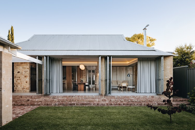 House in the City / James Allen Architect - Renovation
