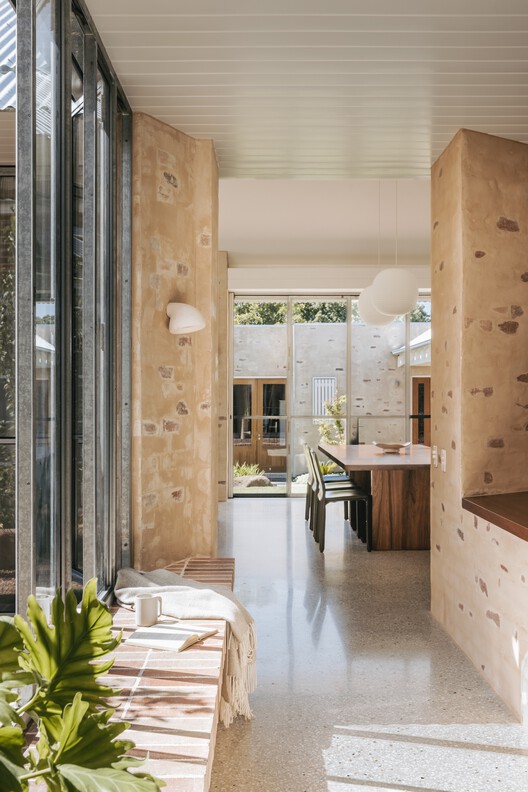 House in the City / James Allen Architect - Image 15 of 28