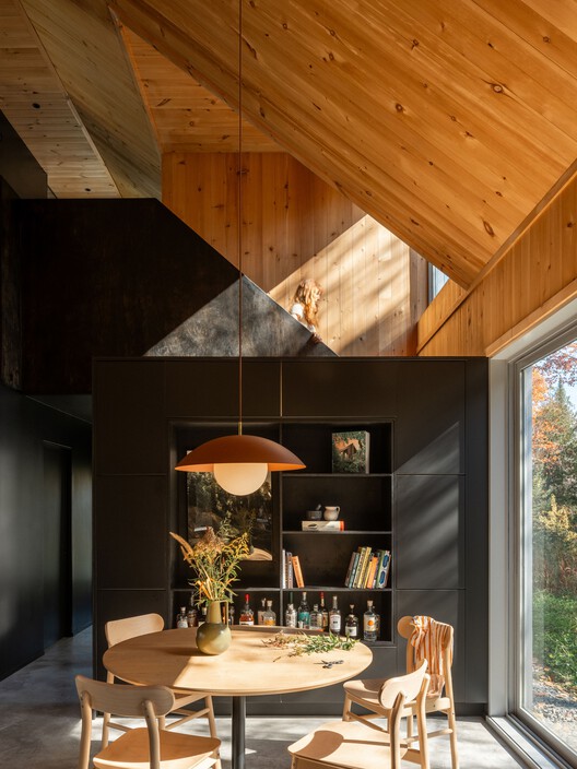Scotch Chalet / CARTA. Architecte + Designer - Interior Photography, Wood, Chair