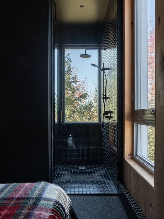 Scotch Chalet / CARTA. Architecte + Designer - Interior Photography, Wood, Glass