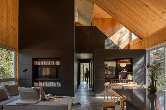 Scotch Chalet / CARTA. Architecte + Designer - Interior Photography, Wood, Door, Chair, Beam