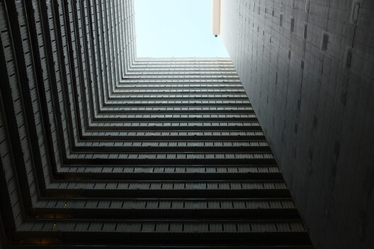 Designed Comfort, Purchased Comfort: Passive Design and Air Conditioning in Hong Kong - Image 6 of 14