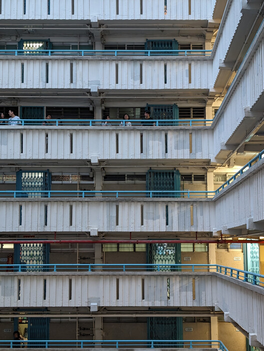 Designed Comfort, Purchased Comfort: Passive Design and Air Conditioning in Hong Kong - Image 11 of 14