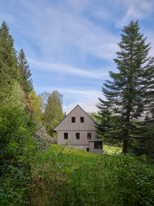 Na Kukačkách Mountain Chalet / Edit! architects - Exterior Photography, Forest