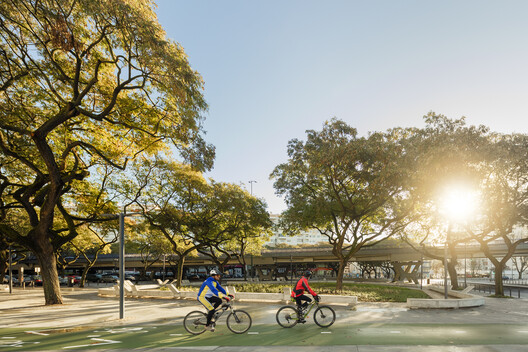 What Lies Beneath: 10 Projects Reshaping the Ground Level What Lies Beneath: 10 Projects Reshaping the Ground Level - Image 19 of 24