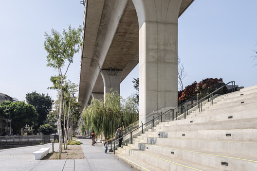 What Lies Beneath: 10 Projects Reshaping the Ground Level What Lies Beneath: 10 Projects Reshaping the Ground Level - Image 15 of 24