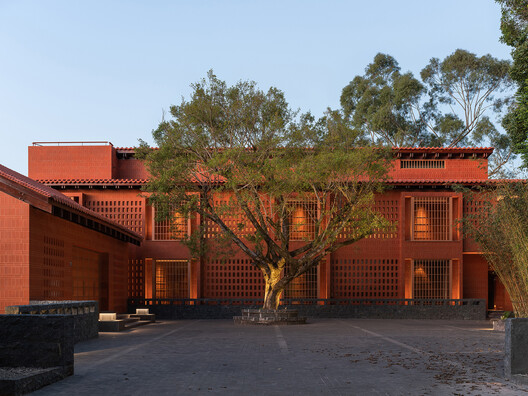 Qing Shui Meditation Retreat Center / RESP Studio Qing Shui Meditation Retreat Center / RESP Studio - Image 9 of 45