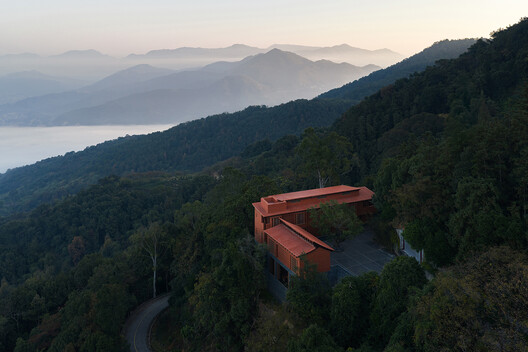 Qing Shui Meditation Retreat Center / RESP Studio Qing Shui Meditation Retreat Center / RESP Studio - Exterior Photography