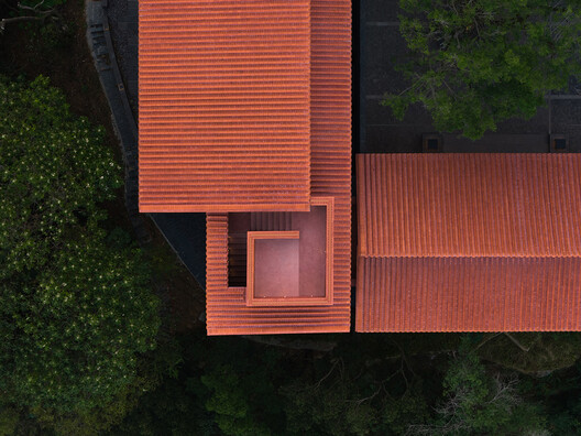Qing Shui Meditation Retreat Center / RESP Studio Qing Shui Meditation Retreat Center / RESP Studio - Exterior Photography, Wood