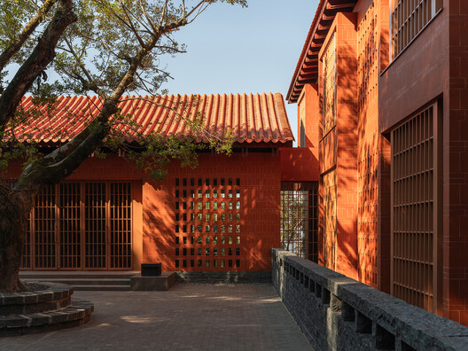 Qing Shui Meditation Retreat Center / RESP Studio Qing Shui Meditation Retreat Center / RESP Studio - Exterior Photography, Facade
