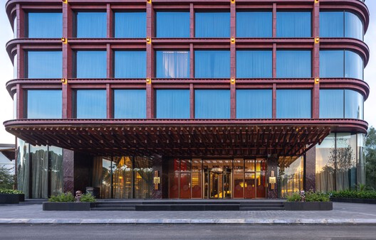 Dusit Le Palais Tu Hoa Hotel	 / Baumschlager Eberle Architekten - Image 7 of 15