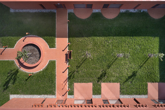 Senior Citizens' Home in Nový Bydžov  / Architektura - Interior Photography, Brick, Garden, Courtyard