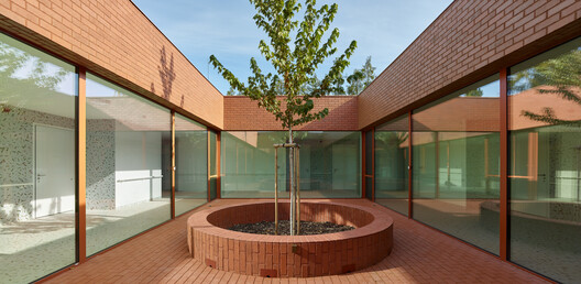 Senior Citizens' Home in Nový Bydžov  / Architektura - Image 9 of 26