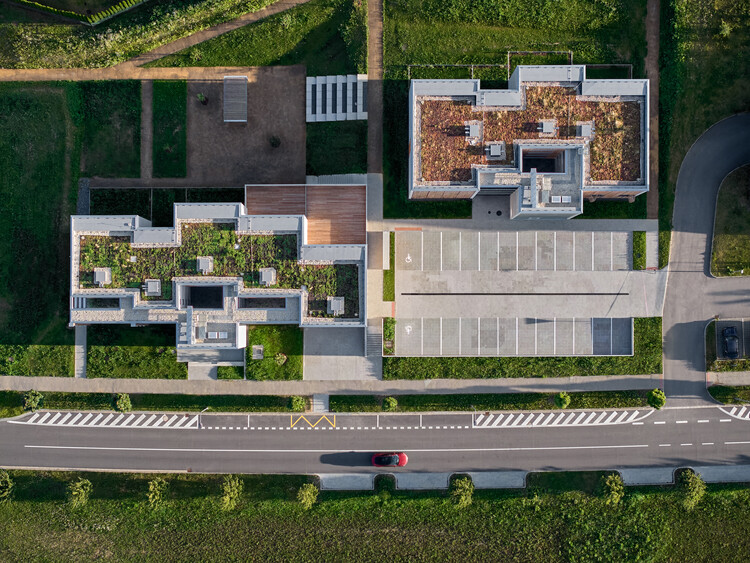 Zdar Wooden Housing / Kuba & Pilar architekti - Image 2 of 30