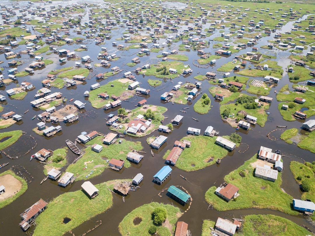 Building Light in a Flood Zone: Architecture for Seasonal Inundation | ArchDaily