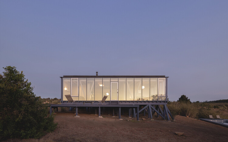 Casa SI / Iragüen Viñuela Arquitectos - Imagen 3 de 21