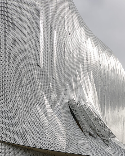 Wave 4 & 5 - ECR Health Care Complex / FAAB - Image 5 of 20