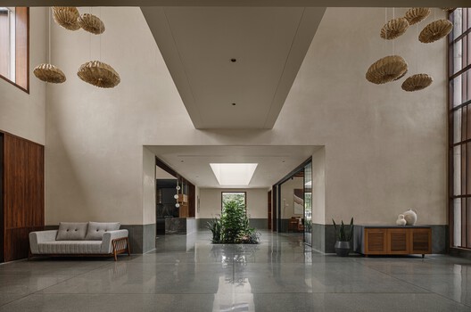 PBR House / Studio Saransh - Interior Photography, Wood, Lighting, Chair