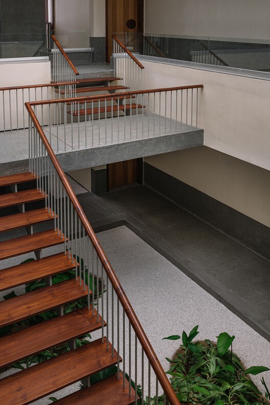 PBR House / Studio Saransh - Image 17 of 32