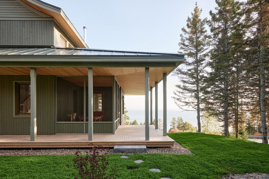 Le Grand Bercail House / L. McComber  - Exterior Photography