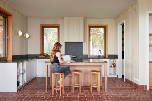 Le Grand Bercail House / L. McComber  - Interior Photography, Kitchen, Wood, Countertop, Chair