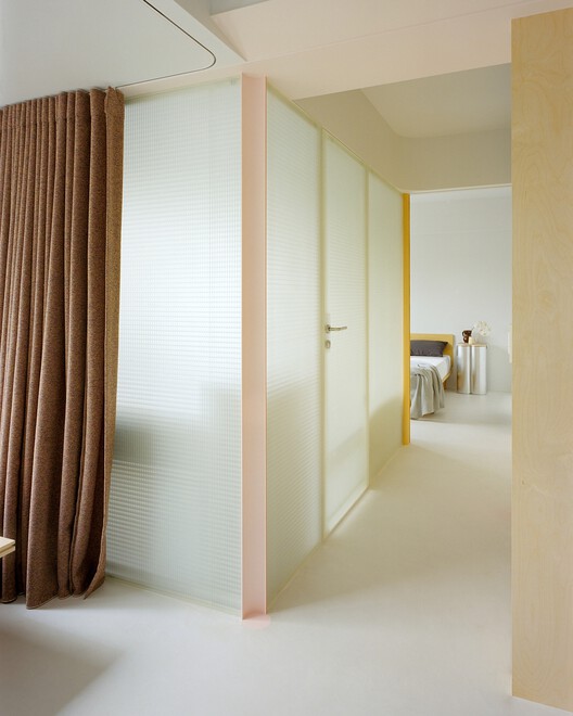 L’appartement Hu / OUJ L’appartement Hu / OUJ - Image 4 of 25