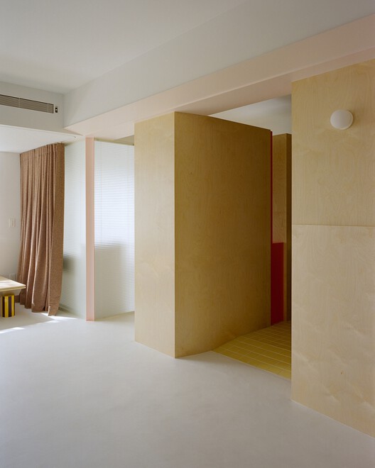 L’appartement Hu / OUJ L’appartement Hu / OUJ - Image 6 of 25