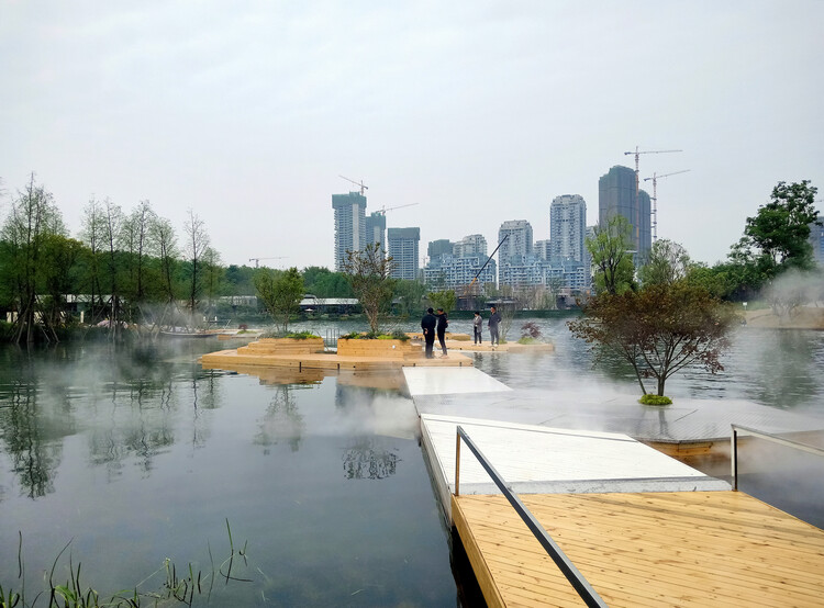 Off the Mainland: Floating Architecture Projects Redefining the Built Environment  - Image 21 of 28