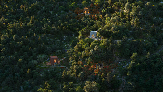 Imported Futures: Global Architecture Shaping Albania’s Urban Transformation - Image 13 of 31