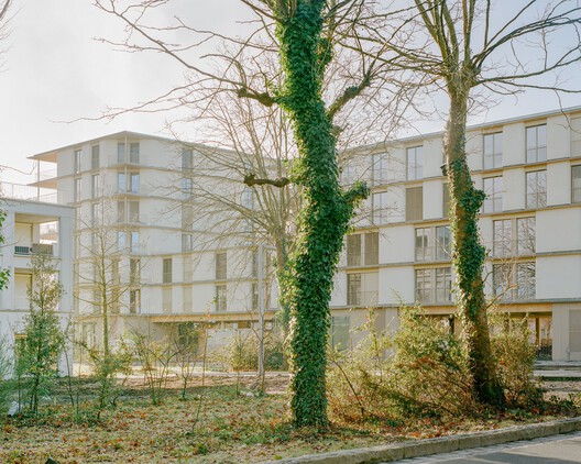 81 Housing Units / Ramdam Architectes + palast - Image 14 of 26