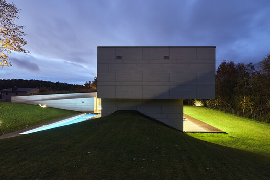 The Green Courtyard House - Image 24 of 33