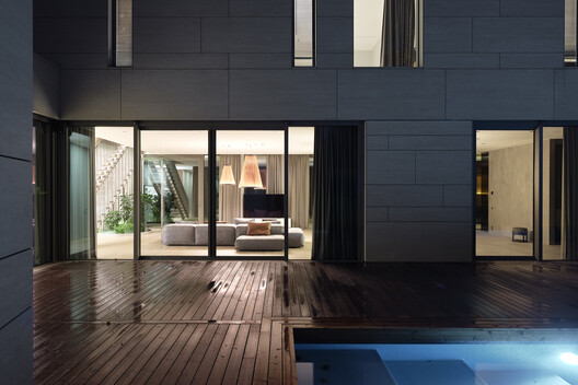 The Green Courtyard House - Image 21 of 33