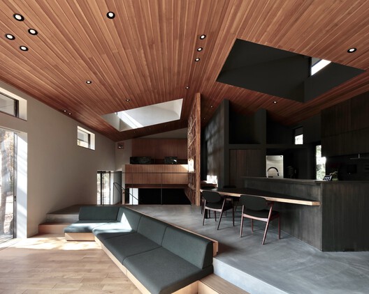 YMK House / Takeshi Hirobe Architects YMK House / Takeshi Hirobe Architects - Interior Photography, Wood, Lighting, Beam, Chair