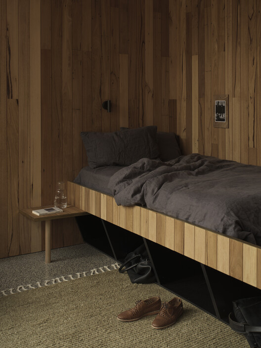 No.23 Residence / Tristan Burfield No.23 Residence / Tristan Burfield - Image 12 of 23