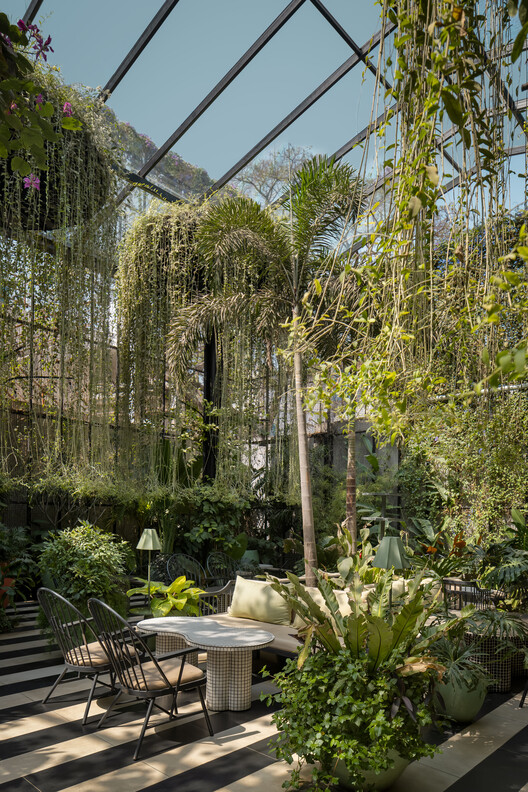 Sunrise Garden Restaurant / M9 Design Studio Sunrise Garden Restaurant / M9 Design Studio - Exterior Photography, Garden, Courtyard