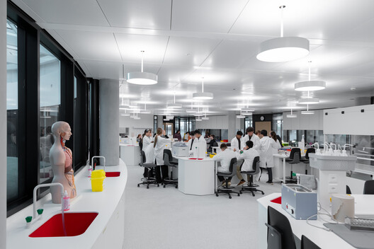 Philo Science Center at Institut Le Rosey / Bernard Tschumi Architects - Interior Photography, Kitchen, Chair