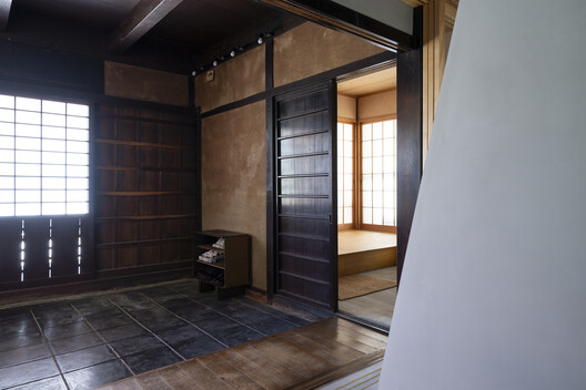 Old Folk House in Iwakura / td-Atelier Old Folk House in Iwakura / td-Atelier - Interior Photography, Wood, Lighting, Glass, Door