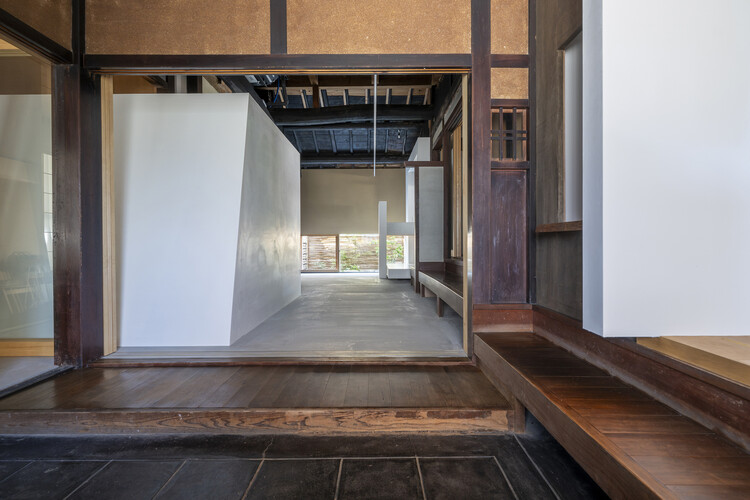 Old Folk House in Iwakura / td-Atelier + ENDO SHOJIRO DESIGN