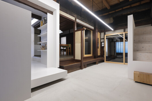 Old Folk House in Iwakura / td-Atelier Old Folk House in Iwakura / td-Atelier - Interior Photography, Wood, Lighting, Beam