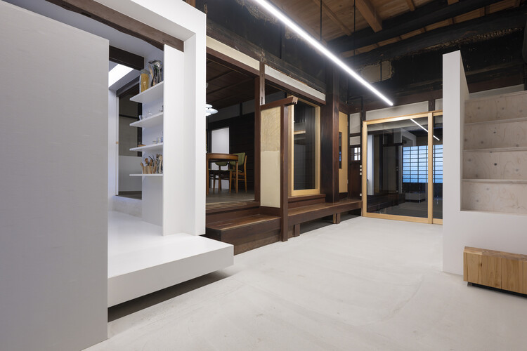 Old Folk House in Iwakura / td-Atelier - Interior Photography, Renovation, Beam, Lighting