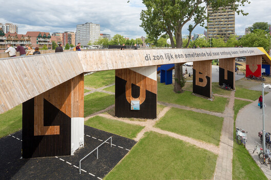 No Solid Ground: Three Approaches to Building Below Sea Level in Rotterdam No Solid Ground: Three Approaches to Building Below Sea Level in Rotterdam - Image 51 of 70