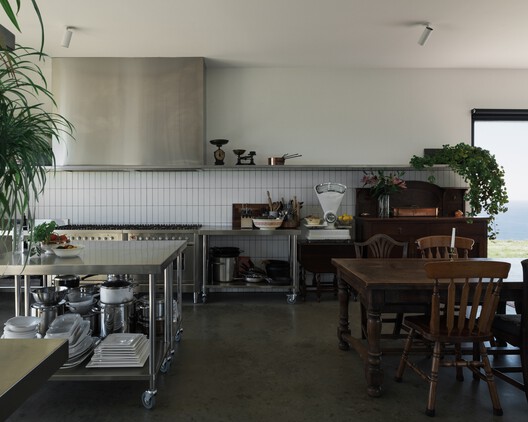 Carrickalinga Shed / Architects Ink - Interior Photography, Kitchen, Table, Lighting, Chair, Countertop