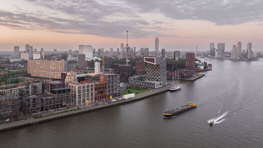 No Solid Ground: Three Approaches to Building Below Sea Level in Rotterdam No Solid Ground: Three Approaches to Building Below Sea Level in Rotterdam - Image 34 of 70