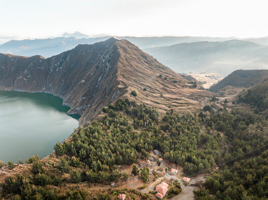 40+ Contemporary Architectural Works Across Ecuador Captured by Francesco Russo and Luca Piffaretti 40+ Contemporary Architectural Works Across Ecuador Captured by Francesco Russo and Luca Piffaretti - Image 2 of 40